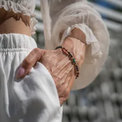 Turmalin, Malachit, Granat - srebrna pozłacana bransoletka na ochronę, bogactwo, uzdrowienie - Leonidy