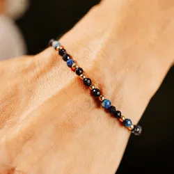 Noc Kairu, Sodalit, Hematyt - bransoletka na harmonię, uzdrowienie, spokój - Magiczna Noc