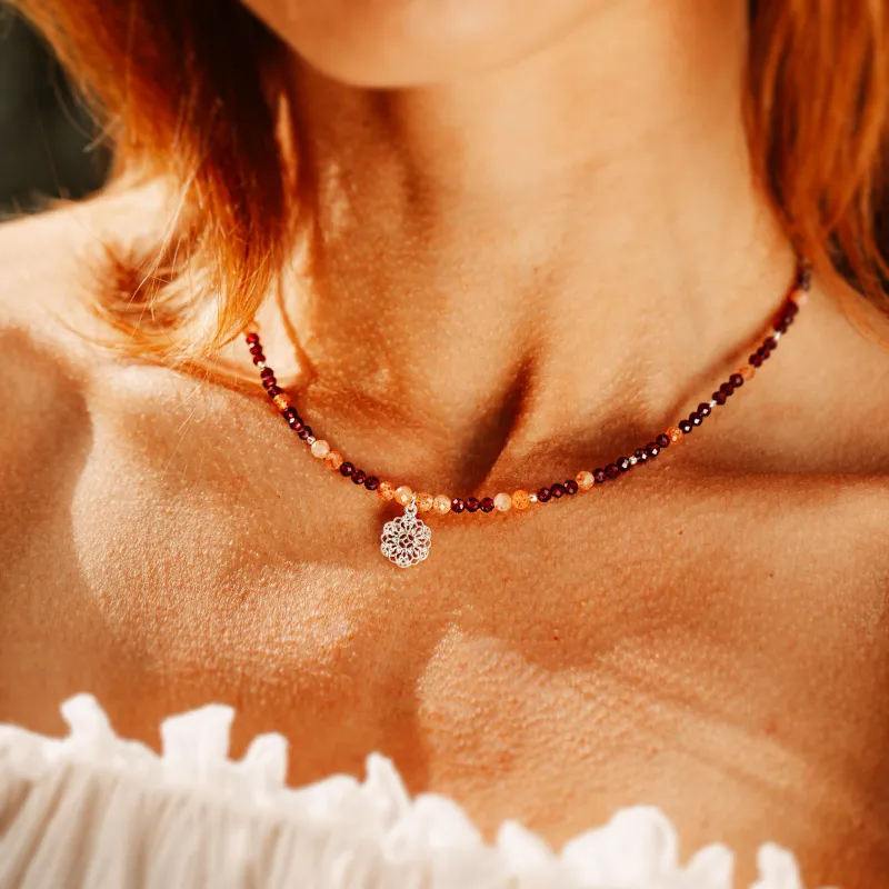 Kamień Słoneczny, Granat - srebrny naszyjnik na zdrowie, miłość, kreatywność - Refleksja Zdrowia