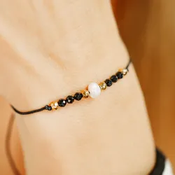Turmalin, Perła,Hematyt - bransoletka na sznurku na ochronę, bogactwo, uzdrowienie - Moja Świadkowa