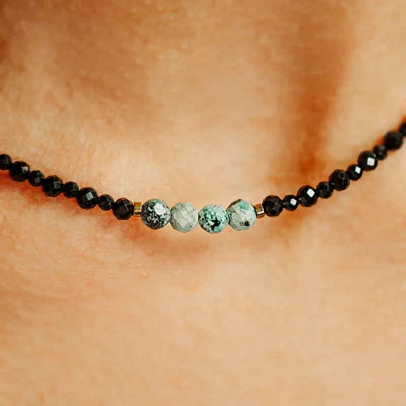 Spinel, Turkus, Hematyt - srebrny pozłacany naszyjnik na ochronę, bogactwo, koncentrację - Andromeda