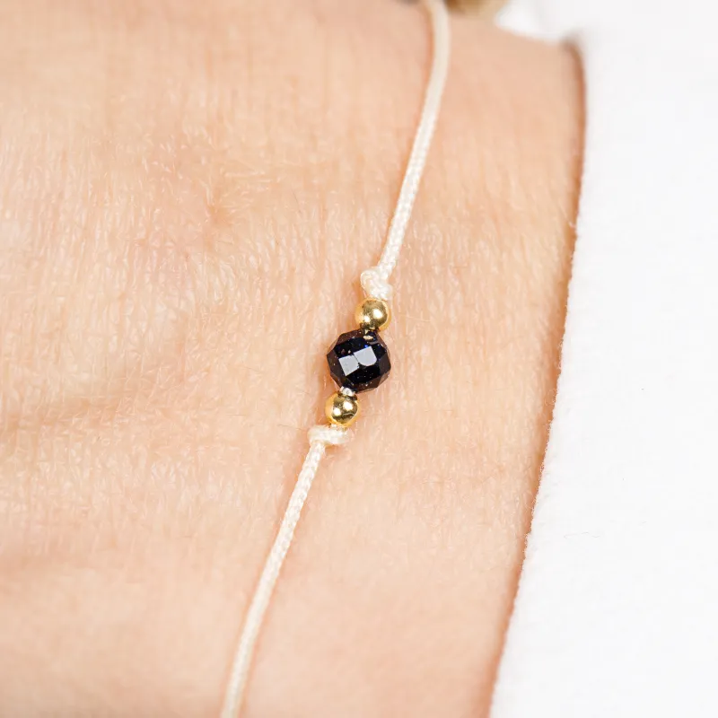 Noc Kairu - bransoletka na sznurku na harmonię, uzdrawianie, spokój - Magiczna Noc