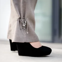 Turmalin, Kryształ Górski, Hematyt - broszka na ochronę, bogactwo, uzdrowienie - Noa