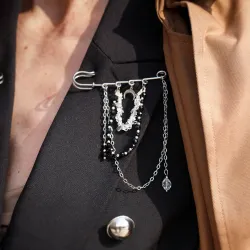 Turmalin, Kryształ Górski, Hematyt - broszka na ochronę, bogactwo, uzdrowienie - Noa