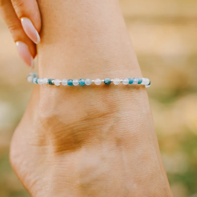 Apatyt, Akwamaryn - srebrna bransoletka na nogę na kreatywność, harmonię, uzdrowienie - Refleksja Zdrowia